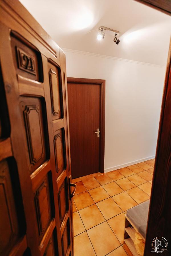Zaza Apartament - Central Area, With Balcony 塔古玖 外观 照片